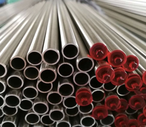 最新の企業ニュース Chinese Seamless Carbon Steel Pipe Exports Surge 18% in Q3, Defying Global Trade Headwinds