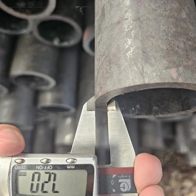 SA-210-A1 70mm OD 7.2mm 厚さ ボイラーパイプのための冷たい引き寄せのシームレスラウンドチューブ