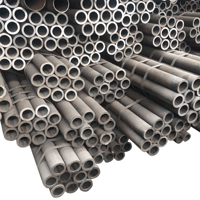 円形 ASTM A369 A369 FP1 A369 FP2 の穏やかな鋼鉄管、継ぎ目が無い合金鋼管